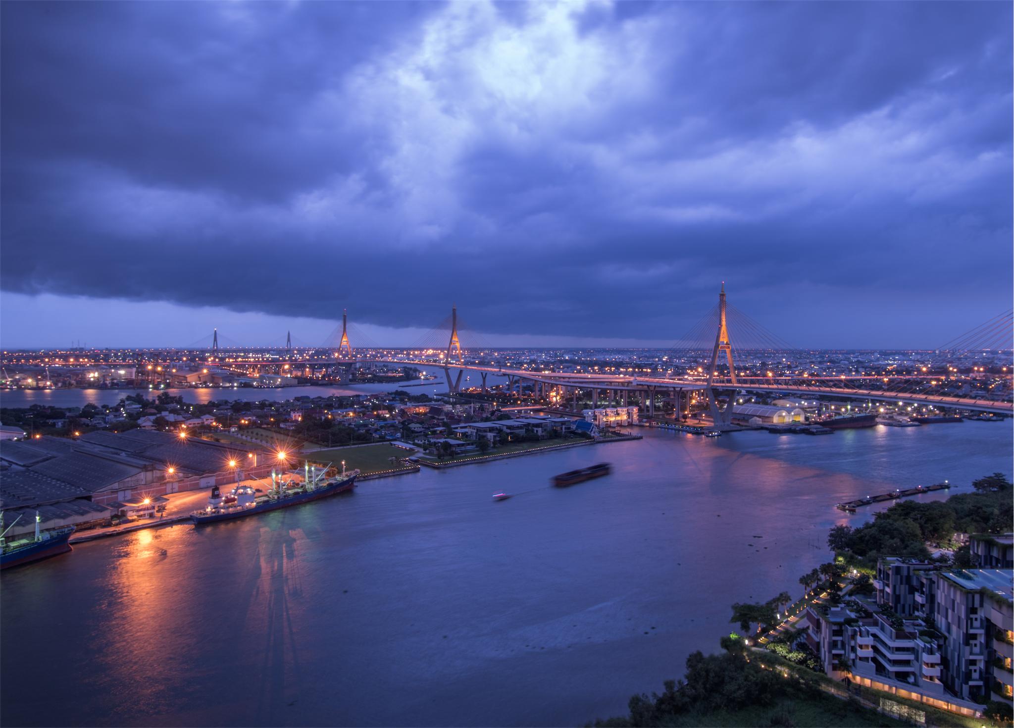 Riverfront Бангкок Экстерьер фото